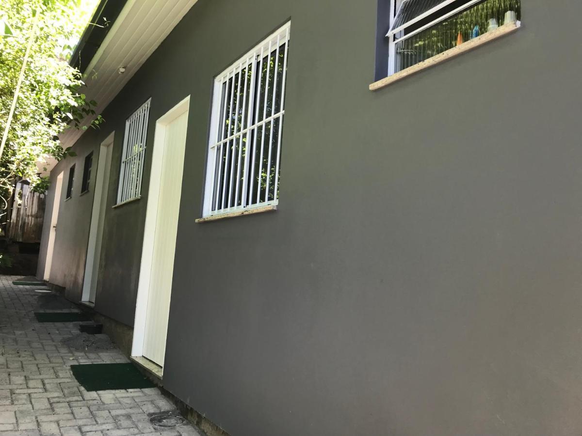 Suite Em Gramado, Proxima A Avenida Das Hortencias Екстер'єр фото